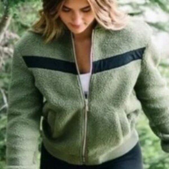 Zyia Olive Green Teddy Jacket XS — Fuzzy Zip Jacket brand new - Picture 2 of 7